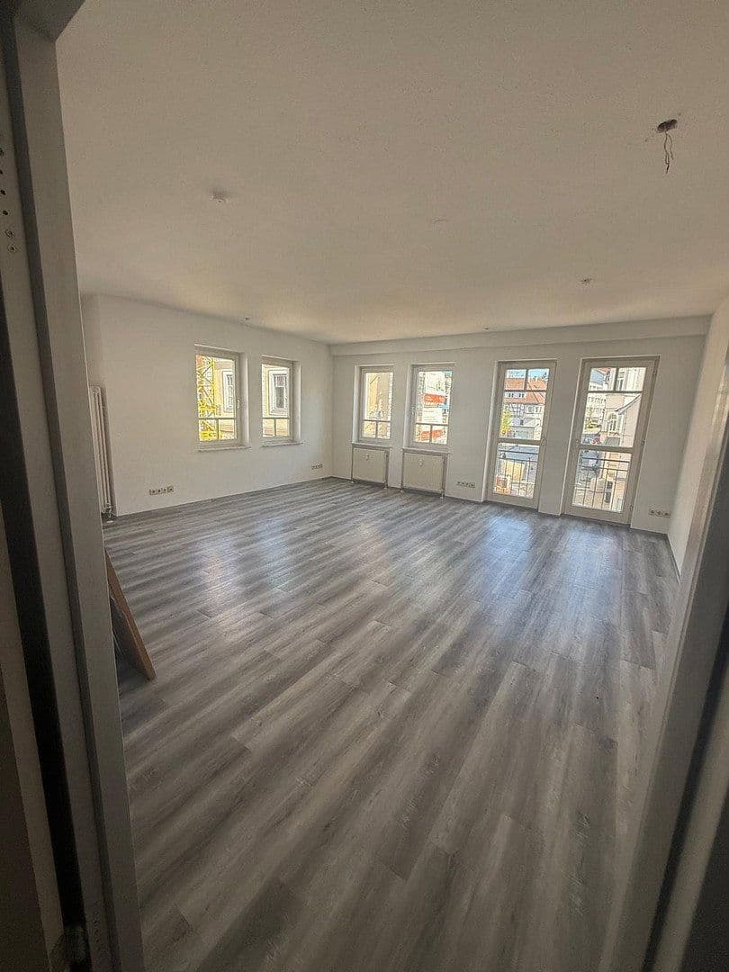 Prenájom bytu 3-izbový 90 m², Schwabstraße 6, Sigmaringen, Bádensko-Wurttembersko Prenájom bytu 3-izbový 90 m², Schwabstraße 6, Sigmaringen, Bádensko-Wurttembersko