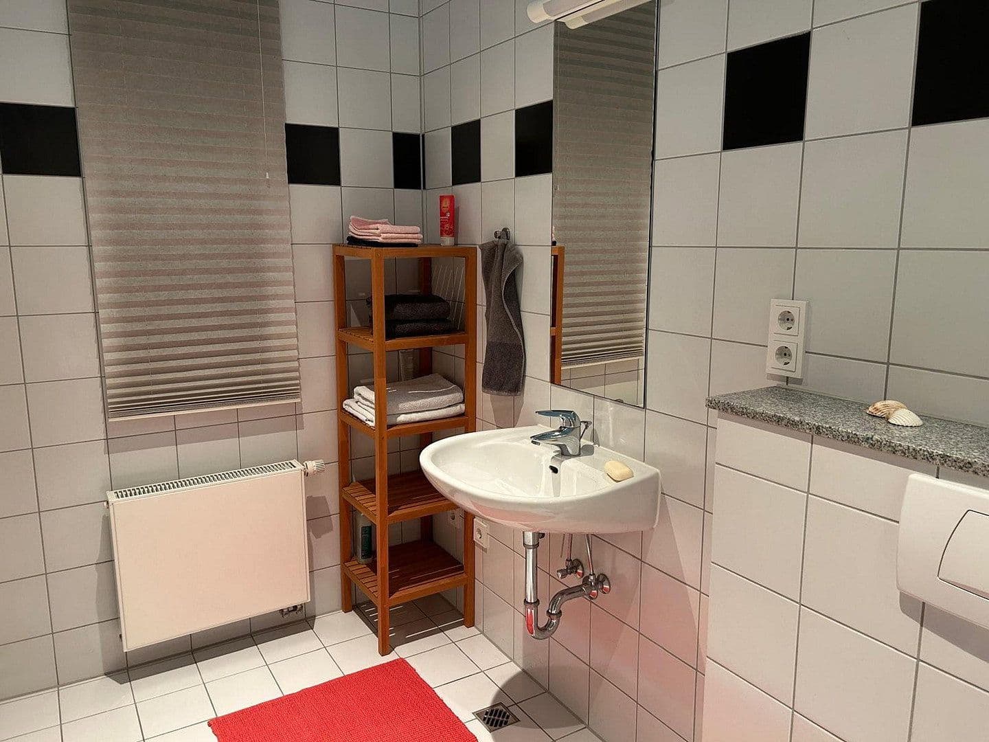 Predaj domu 213 m², pozemek 313 m², Wuppertal, Severné Porýnie - Westfálsko Predaj domu 213 m², pozemek 313 m², Wuppertal, Severné Porýnie - Westfálsko