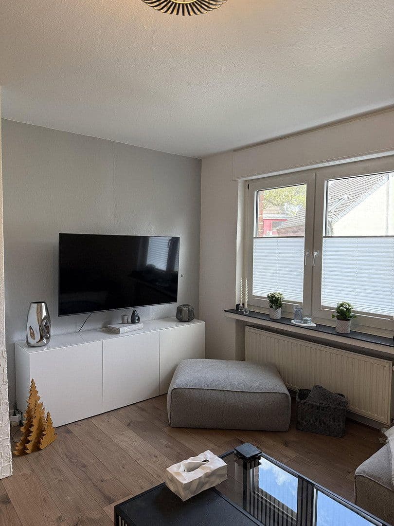 Prenájom bytu 2-izbový 57 m², Meerbusch, Severné Porýnie - Westfálsko Prenájom bytu 2-izbový 57 m², Meerbusch, Severné Porýnie - Westfálsko