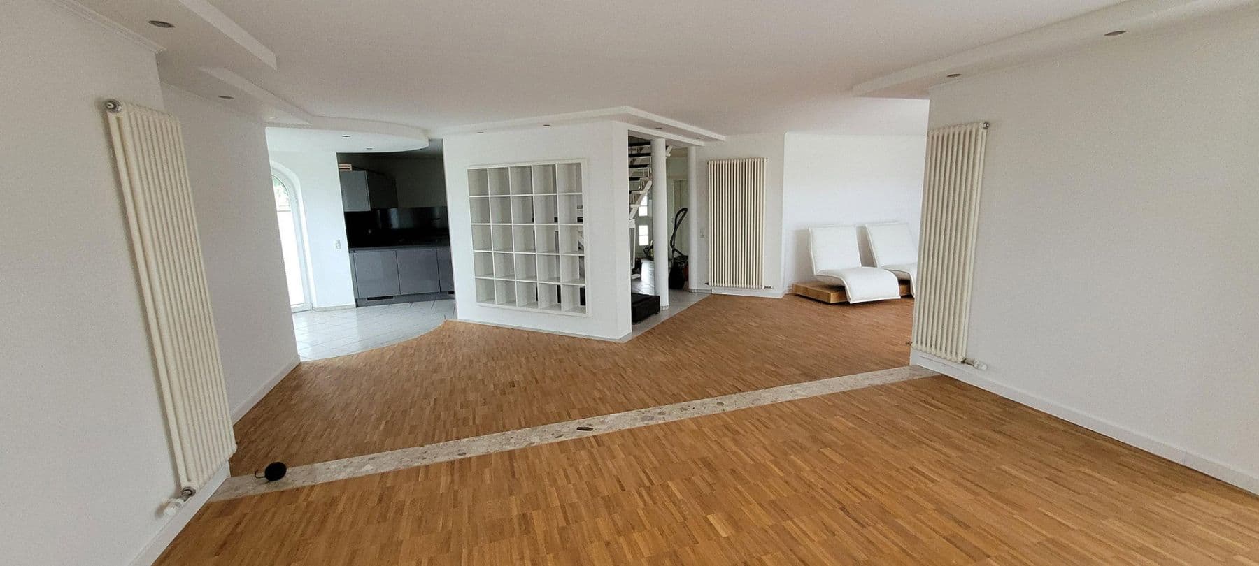 Predaj domu 250 m², pozemek 2.284 m², Schwerin, Meklenbursko-Predpomoransko Predaj domu 250 m², pozemek 2.284 m², Schwerin, Meklenbursko-Predpomoransko
