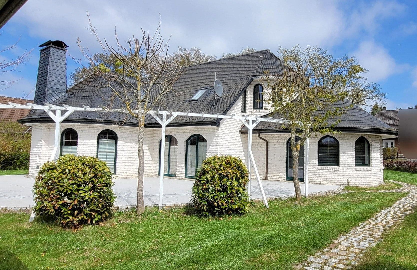 Predaj domu 250 m², pozemek 2.284 m², Schwerin, Meklenbursko-Predpomoransko Predaj domu 250 m², pozemek 2.284 m², Schwerin, Meklenbursko-Predpomoransko