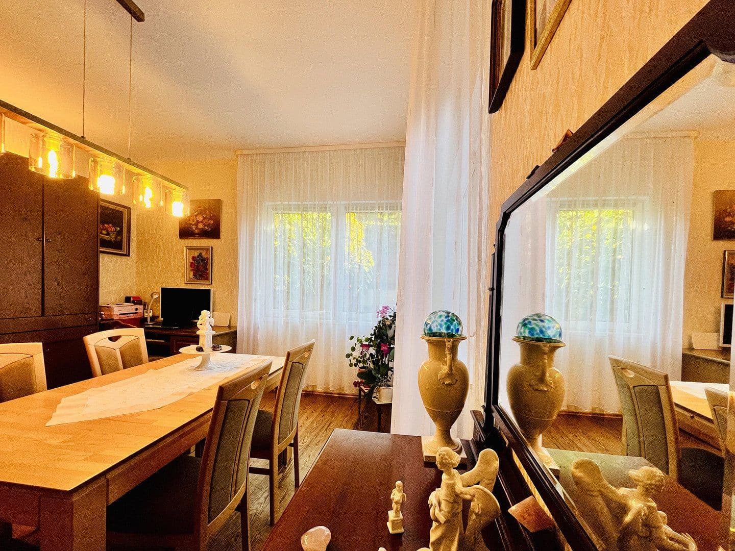 Predaj domu 146 m², pozemek 1.550 m², Neuenbürg, Bádensko-Wurttembersko Predaj domu 146 m², pozemek 1.550 m², Neuenbürg, Bádensko-Wurttembersko
