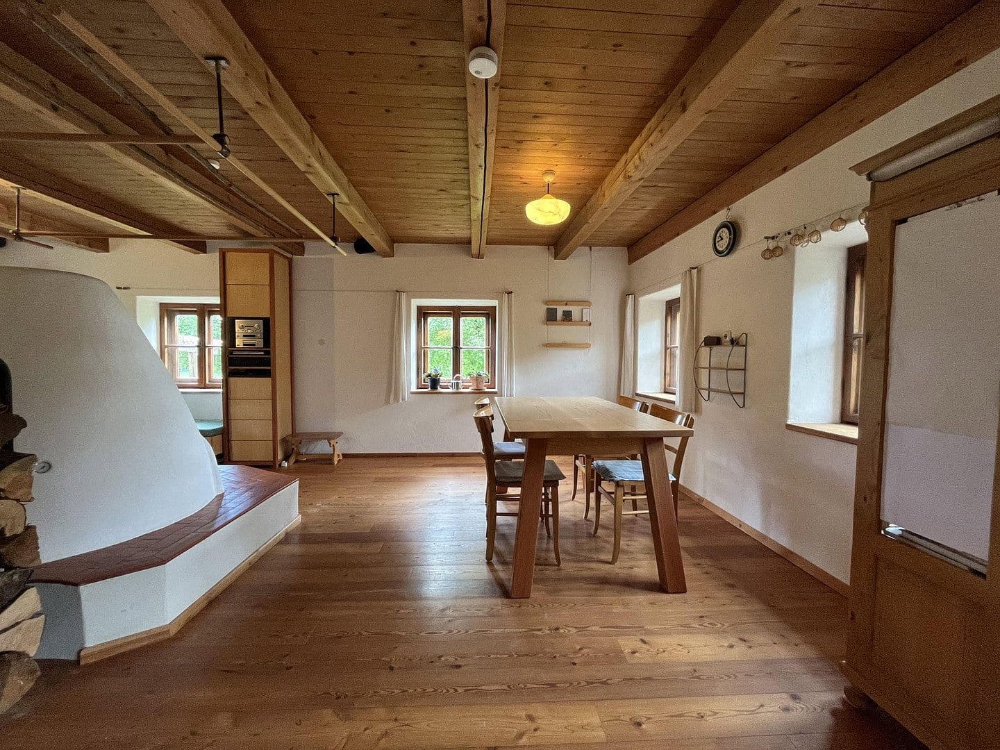 Predaj domu 340 m², pozemek 5.400 m², Massing, Bavorsko Predaj domu 340 m², pozemek 5.400 m², Massing, Bavorsko