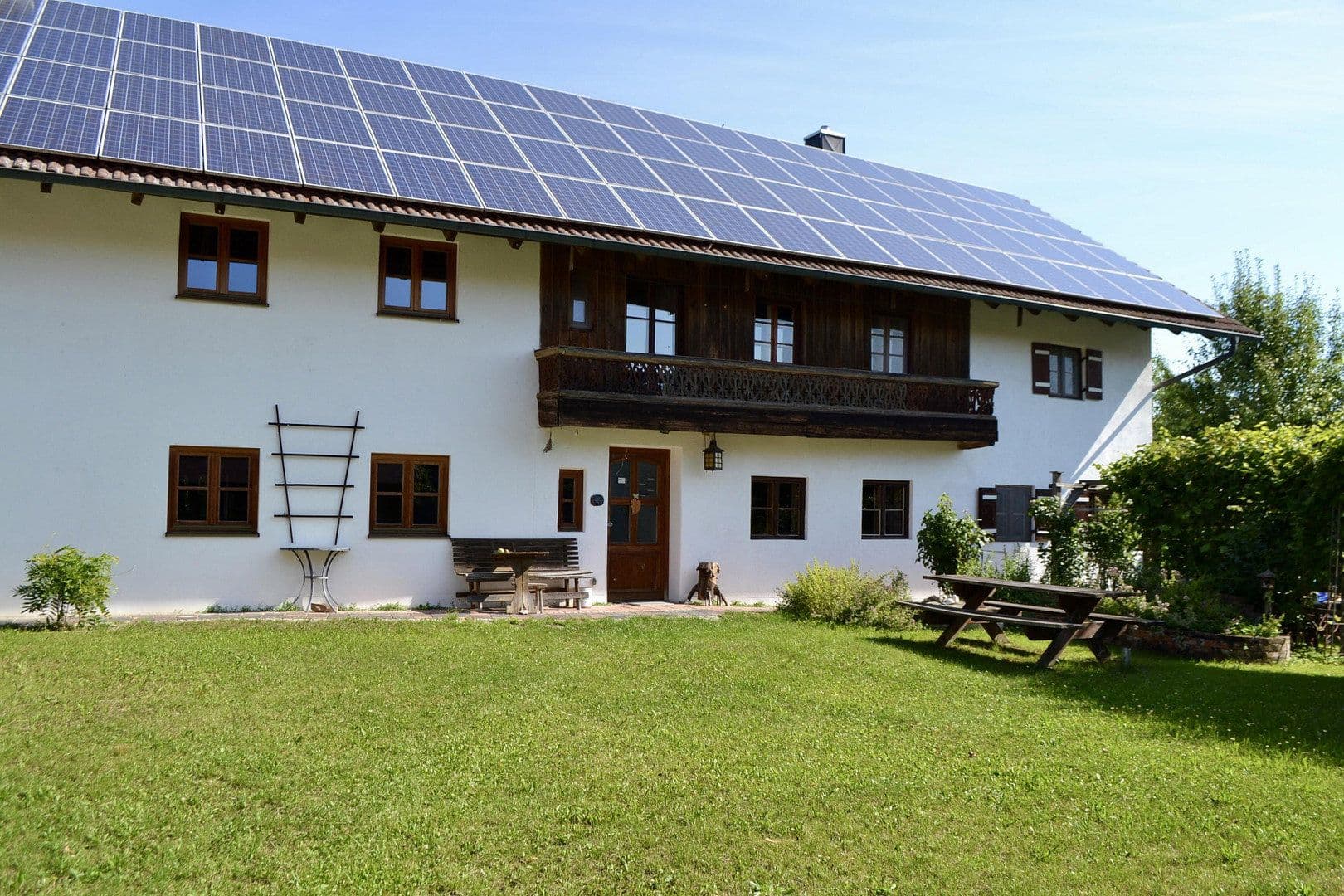 Predaj domu 340 m², pozemek 5.400 m², Massing, Bavorsko Predaj domu 340 m², pozemek 5.400 m², Massing, Bavorsko