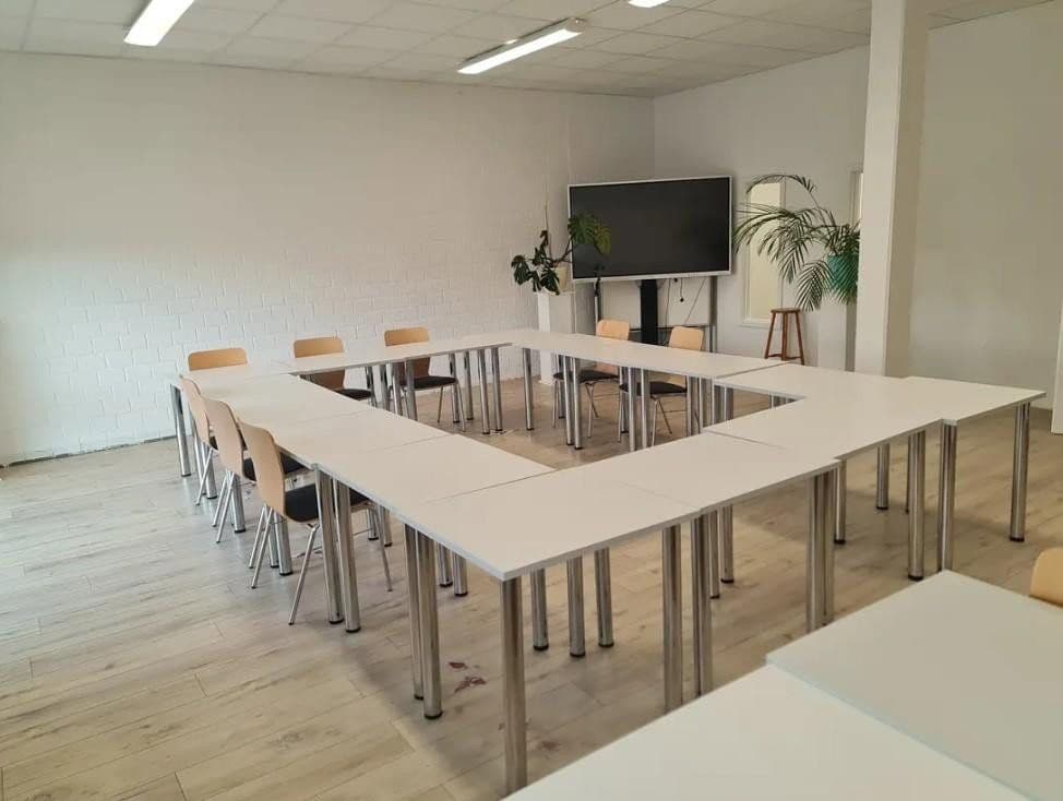 Prenájom kancelárie 288 m², Ingelheim am Rhein, Porýnie-Falcko Prenájom kancelárie 288 m², Ingelheim am Rhein, Porýnie-Falcko
