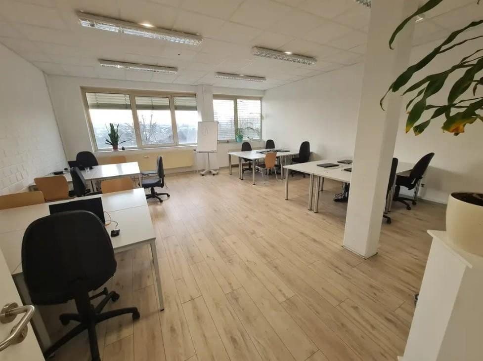 Prenájom kancelárie 288 m², Ingelheim am Rhein, Porýnie-Falcko Prenájom kancelárie 288 m², Ingelheim am Rhein, Porýnie-Falcko