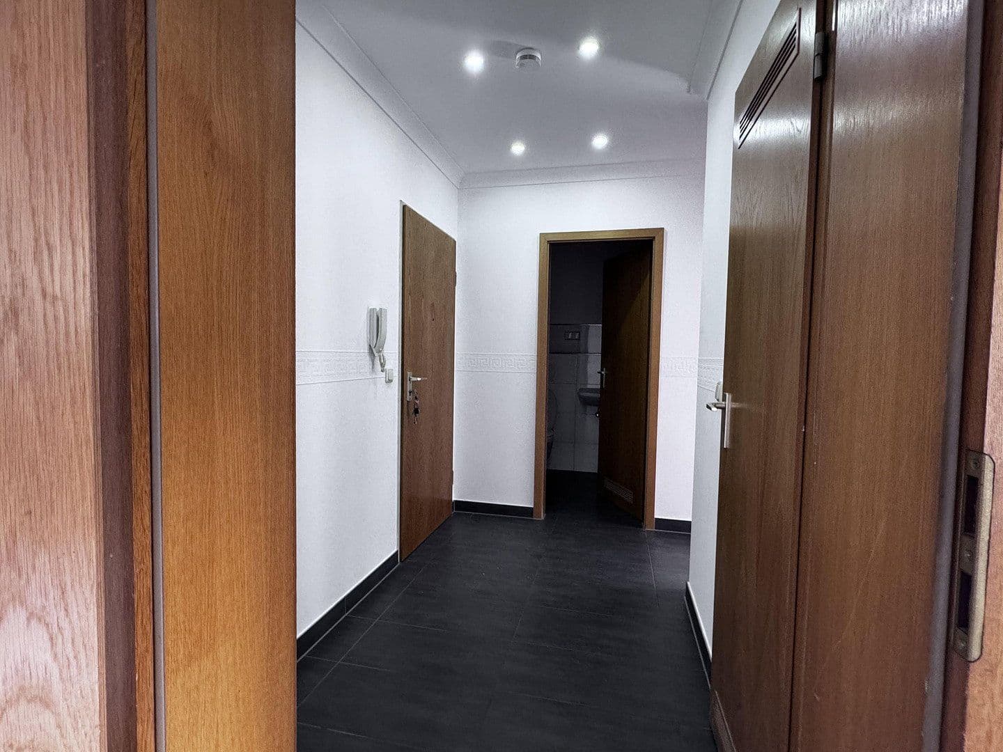Predaj bytu 2-izbový 52 m², Erich-Ollenhauer Straße 270a, Wiesbaden, Hesensko Predaj bytu 2-izbový 52 m², Erich-Ollenhauer Straße 270a, Wiesbaden, Hesensko