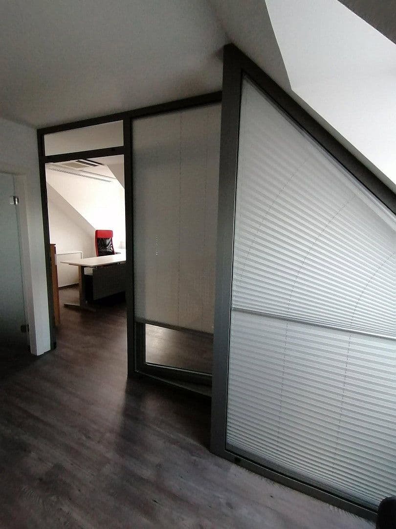 Prenájom kancelárie 90 m², Satowerstraße 75c, Kritzmow, Meklenbursko-Predpomoransko Prenájom kancelárie 90 m², Satowerstraße 75c, Kritzmow, Meklenbursko-Predpomoransko