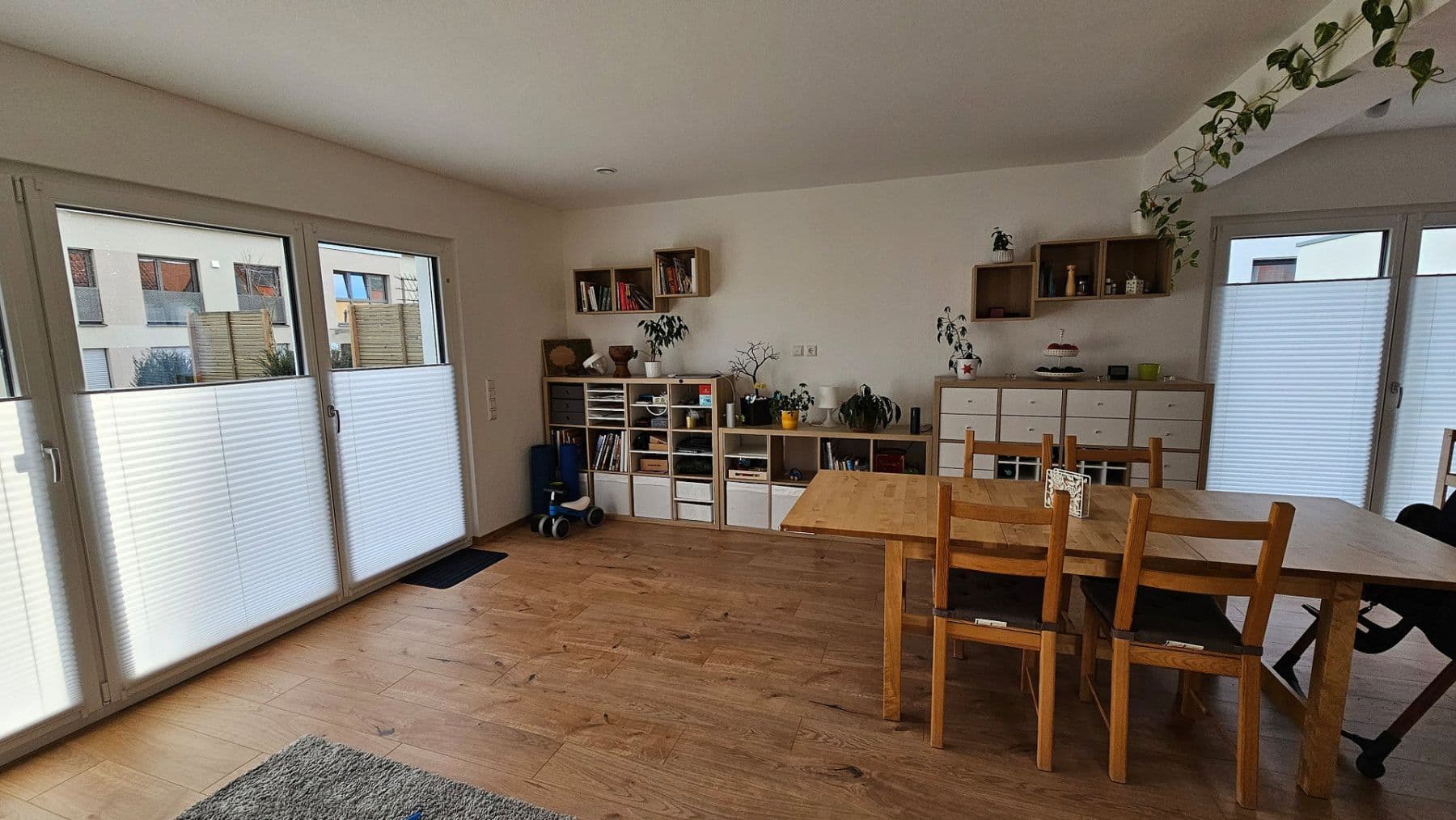 Prenájom bytu 4-izbový 150 m², Schwäbisch Hall, Bádensko-Wurttembersko Prenájom bytu 4-izbový 150 m², Schwäbisch Hall, Bádensko-Wurttembersko