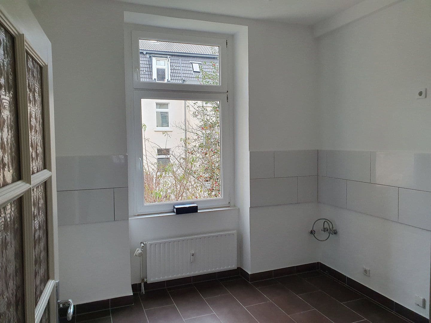 Prenájom bytu 3-izbový 90 m², Wuppertal OT Barmen, Severné Porýnie - Westfálsko Prenájom bytu 3-izbový 90 m², Wuppertal OT Barmen, Severné Porýnie - Westfálsko