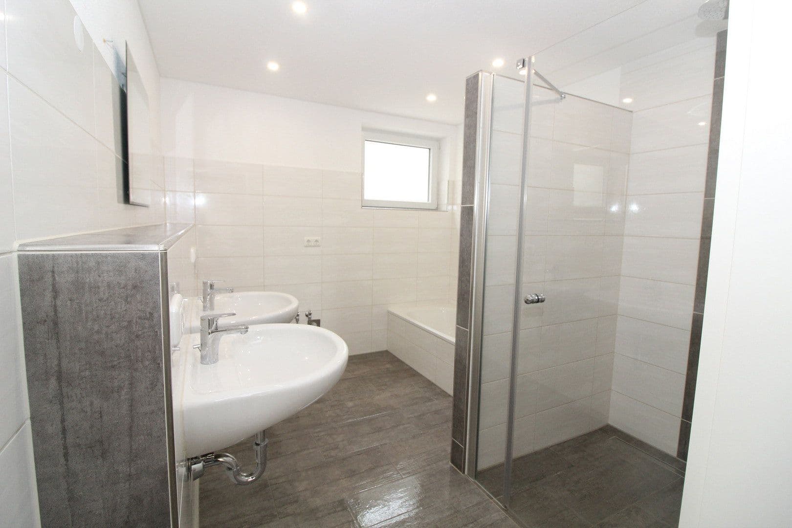 Prenájom bytu 3-izbový 90 m², Rettenbach, Bavorsko Prenájom bytu 3-izbový 90 m², Rettenbach, Bavorsko