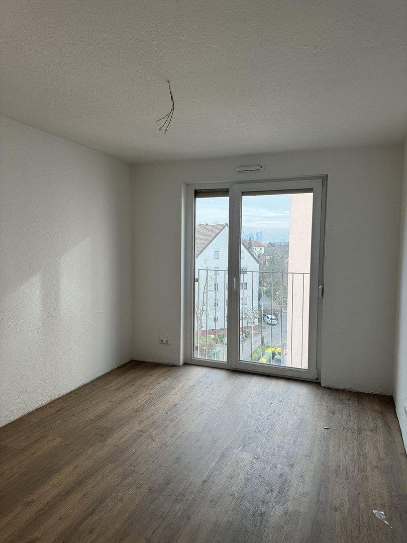Prenájom bytu 4-izbový 102 m², Offenbach am Main, Hesensko Prenájom bytu 4-izbový 102 m², Offenbach am Main, Hesensko