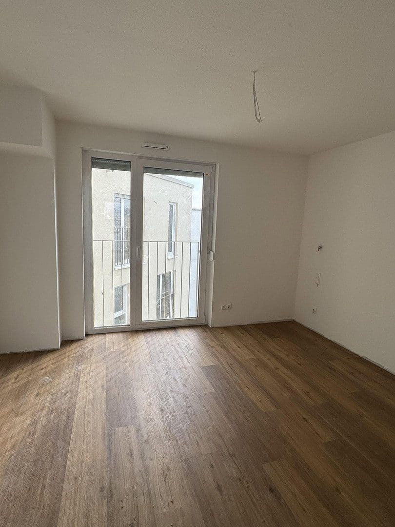 Prenájom bytu 4-izbový 102 m², Offenbach am Main, Hesensko Prenájom bytu 4-izbový 102 m², Offenbach am Main, Hesensko