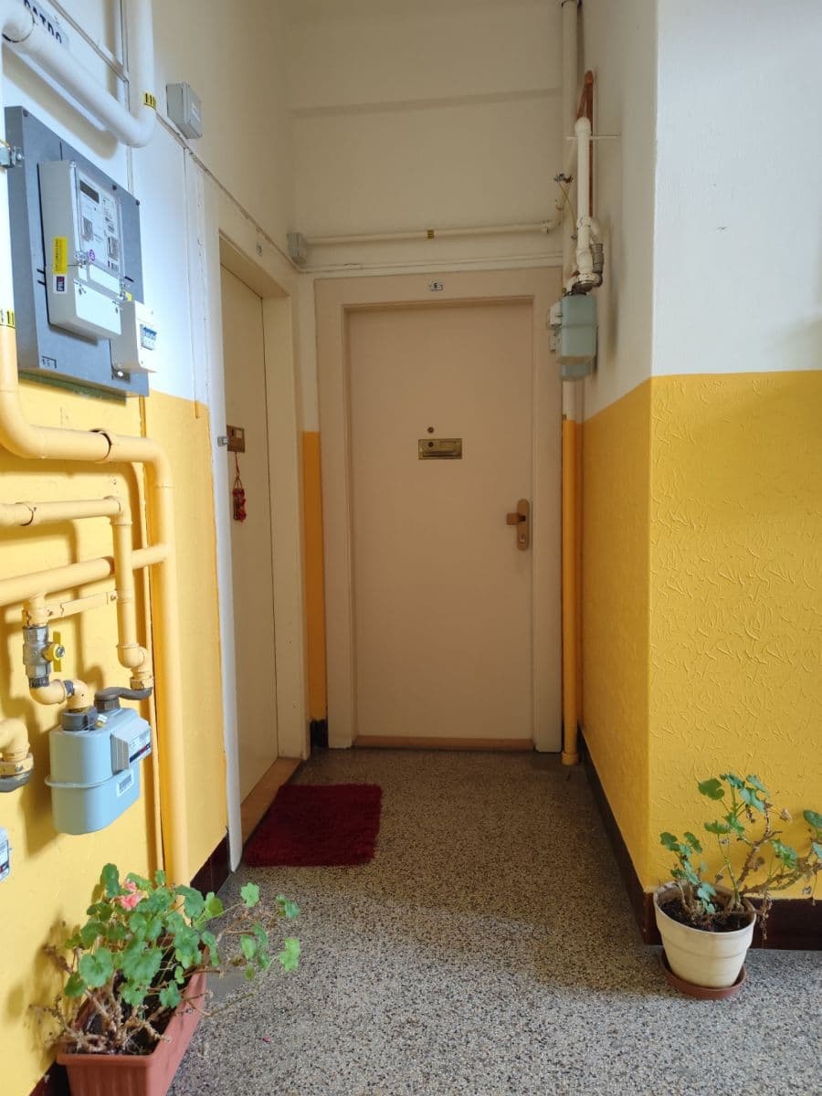 Prenájom bytu 1-izbový 43 m², V Zálomu, Praha, Praha Prenájom bytu 1-izbový 43 m², V Zálomu, Praha, Praha