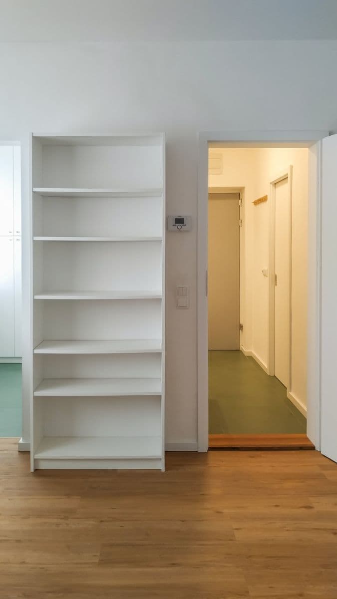 Prenájom bytu 1-izbový 28 m², Semilská, Praha, Praha Prenájom bytu 1-izbový 28 m², Semilská, Praha, Praha