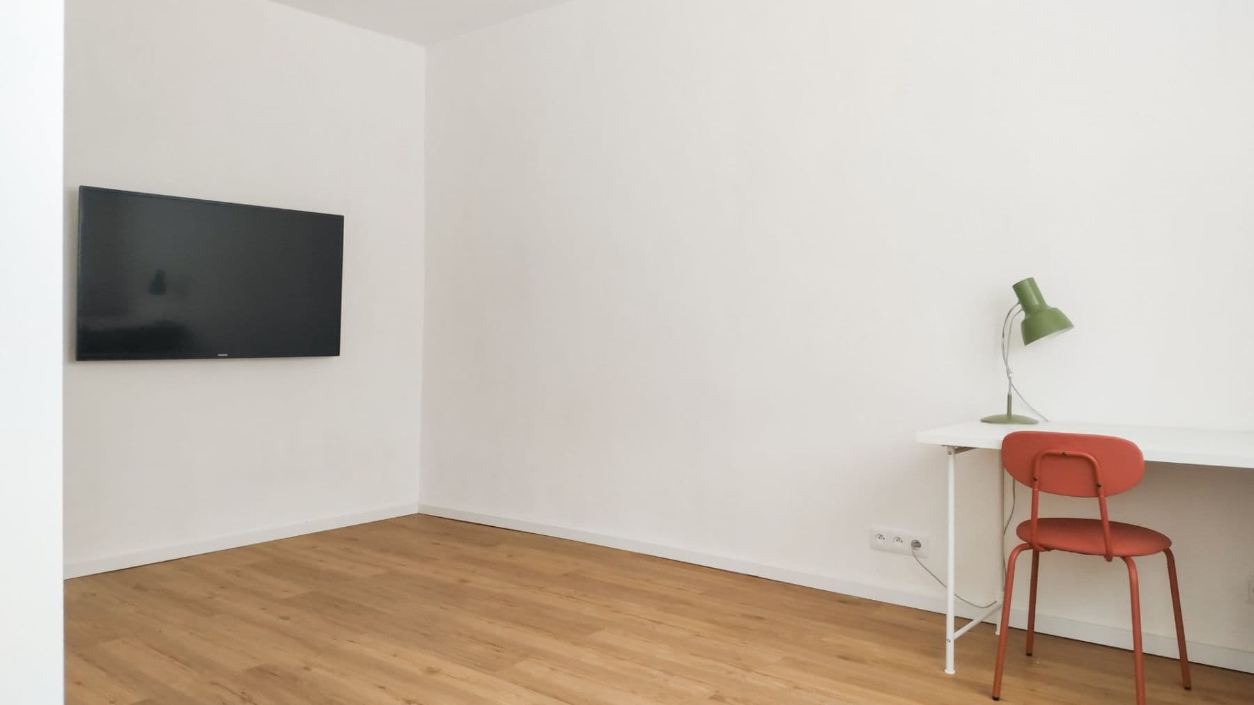Prenájom bytu 1-izbový 28 m², Semilská, Praha, Praha Prenájom bytu 1-izbový 28 m², Semilská, Praha, Praha