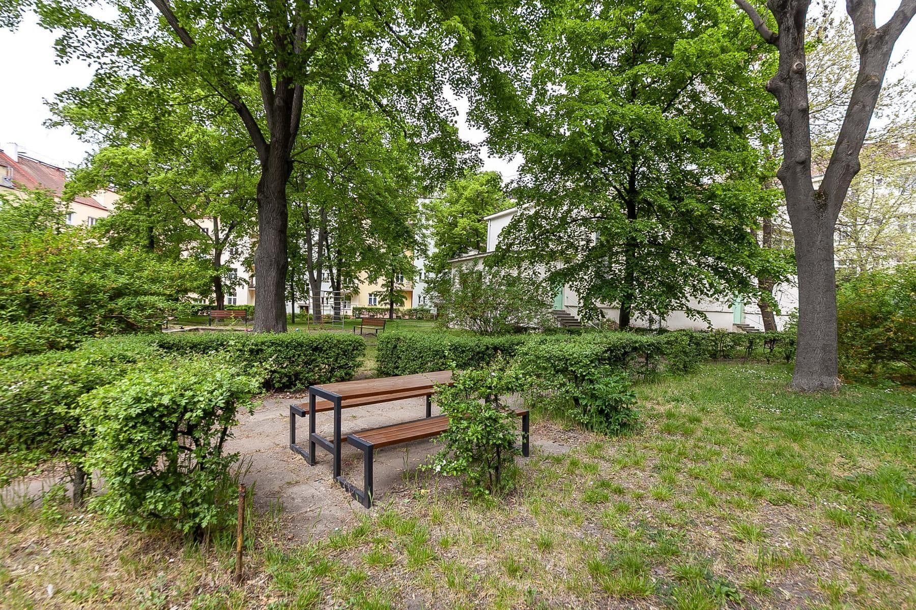 Predaj bytu 2-izbový 41 m², Nemocniční, Praha, Praha Predaj bytu 2-izbový 41 m², Nemocniční, Praha, Praha