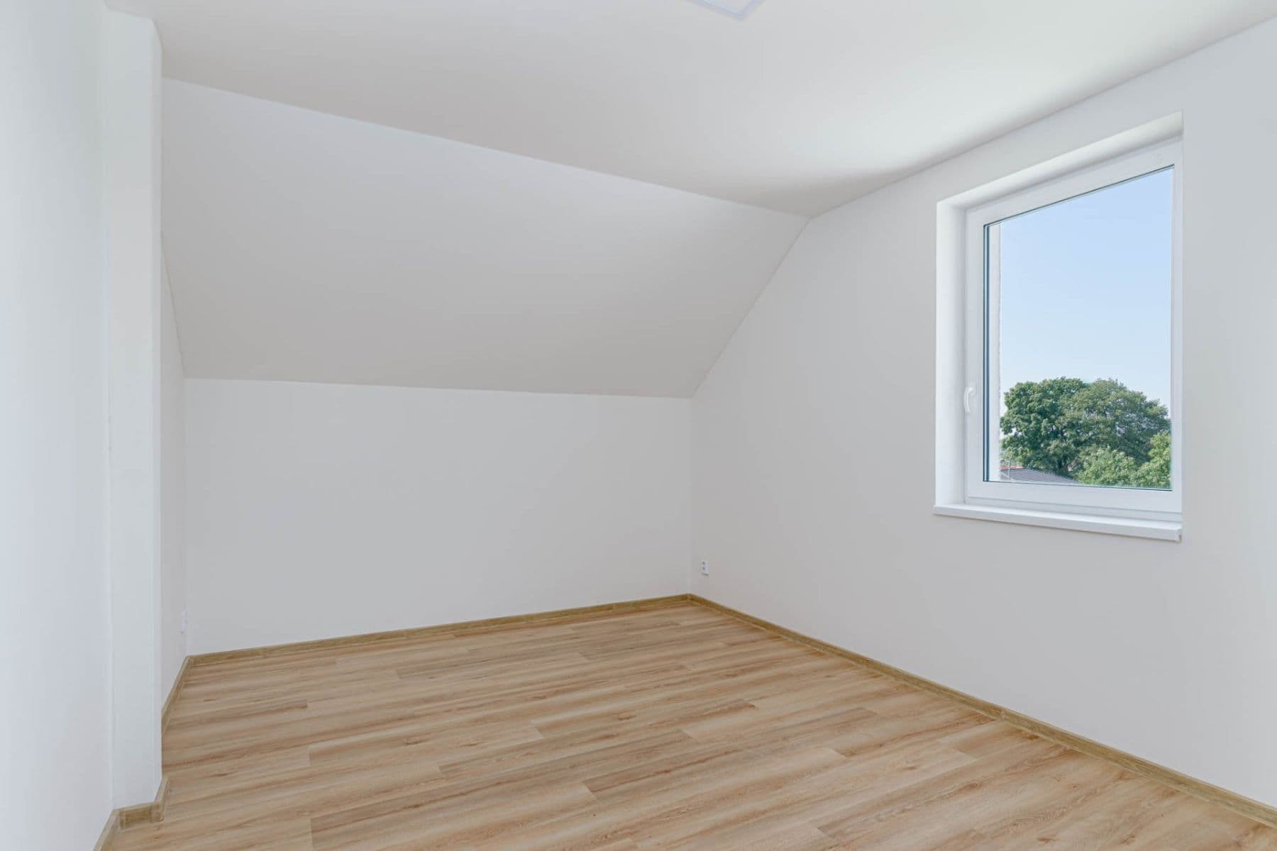 Predaj domu 207 m², pozemok 723 m², Ke Koupališti, Jirkov, Ústecký kraj Predaj domu 207 m², pozemok 723 m², Ke Koupališti, Jirkov, Ústecký kraj