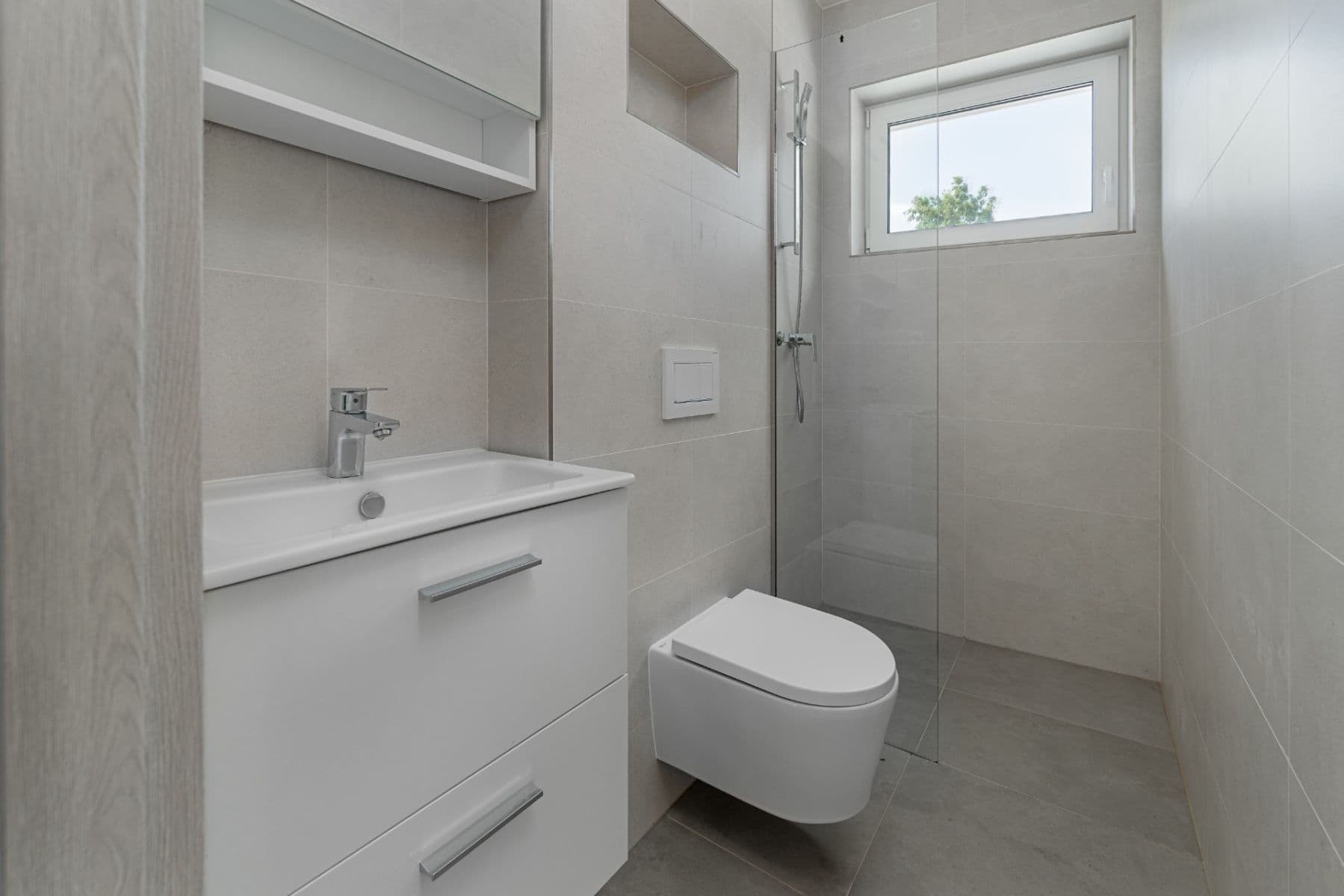 Predaj domu 207 m², pozemok 723 m², Ke Koupališti, Jirkov, Ústecký kraj Predaj domu 207 m², pozemok 723 m², Ke Koupališti, Jirkov, Ústecký kraj
