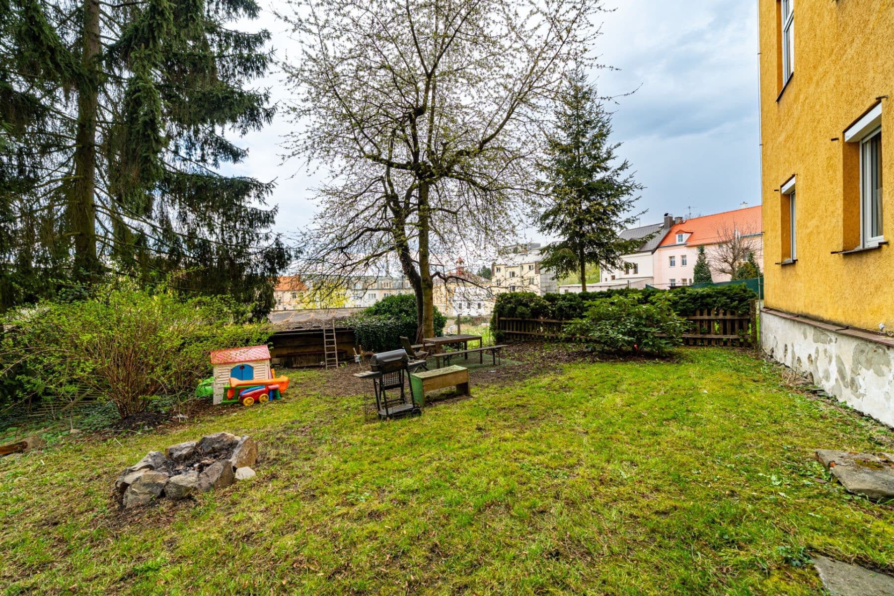 Predaj domu 320 m², pozemek 300 m², Rumunská, Karlovy Vary, Karlovarský kraj Predaj domu 320 m², pozemek 300 m², Rumunská, Karlovy Vary, Karlovarský kraj