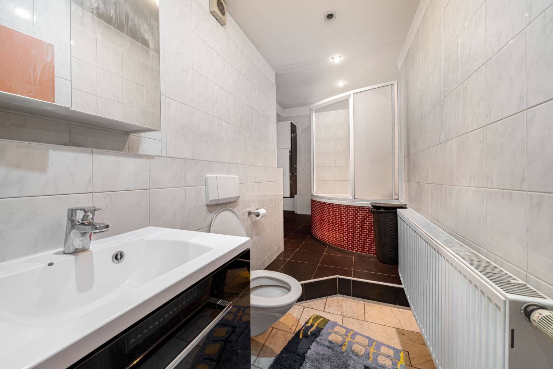 Predaj domu 320 m², pozemek 300 m², Rumunská, Karlovy Vary, Karlovarský kraj Predaj domu 320 m², pozemek 300 m², Rumunská, Karlovy Vary, Karlovarský kraj