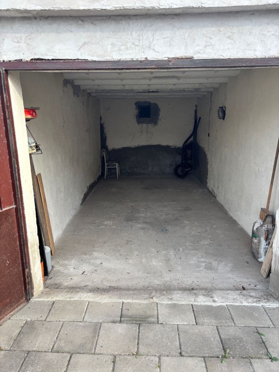 Predaj garáže 20 m², Moravany, Jihomoravský kraj Predaj garáže 20 m², Moravany, Jihomoravský kraj