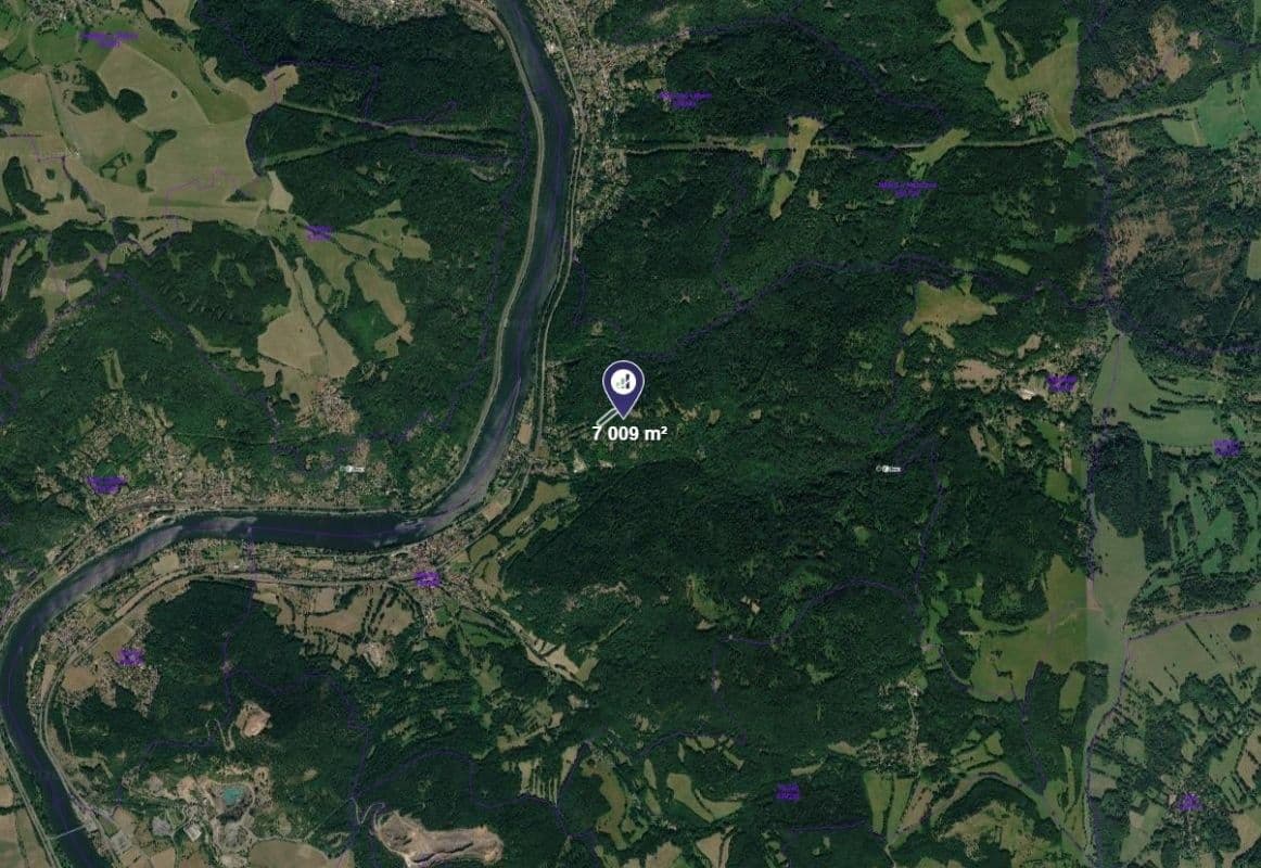 Predaj pozemku 7.009 m², Ústí nad Labem, Ústecký kraj Predaj pozemku 7.009 m², Ústí nad Labem, Ústecký kraj