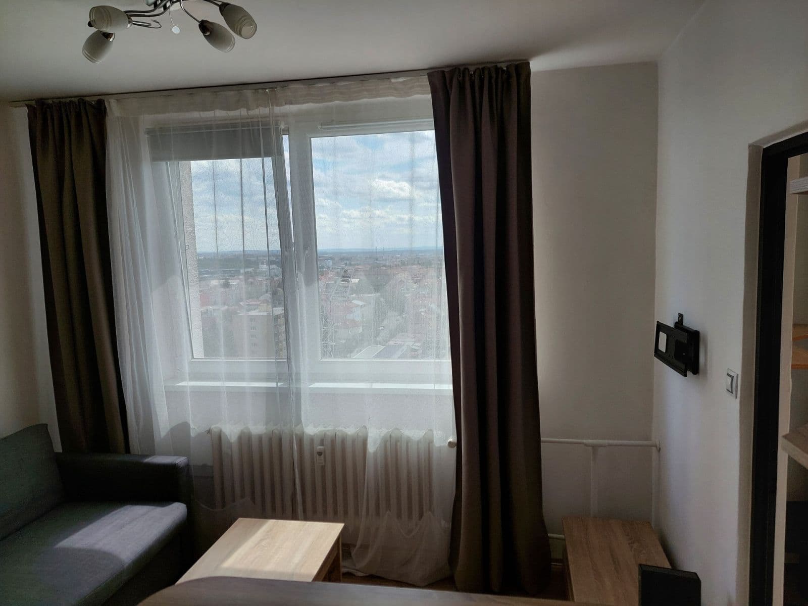 Prenájom bytu 2-izbový 36 m², Srbská, Brno, Jihomoravský kraj Prenájom bytu 2-izbový 36 m², Srbská, Brno, Jihomoravský kraj