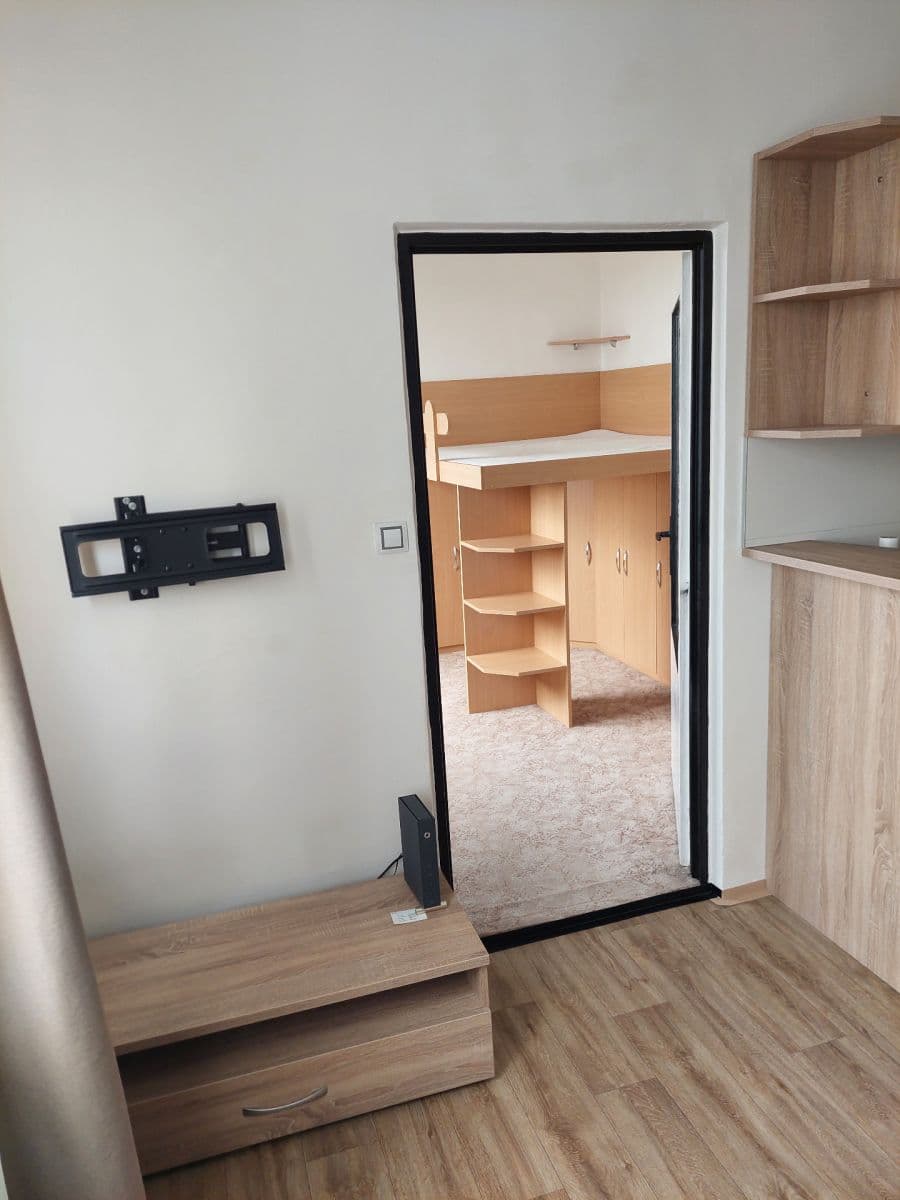 Prenájom bytu 2-izbový 36 m², Srbská, Brno, Jihomoravský kraj Prenájom bytu 2-izbový 36 m², Srbská, Brno, Jihomoravský kraj