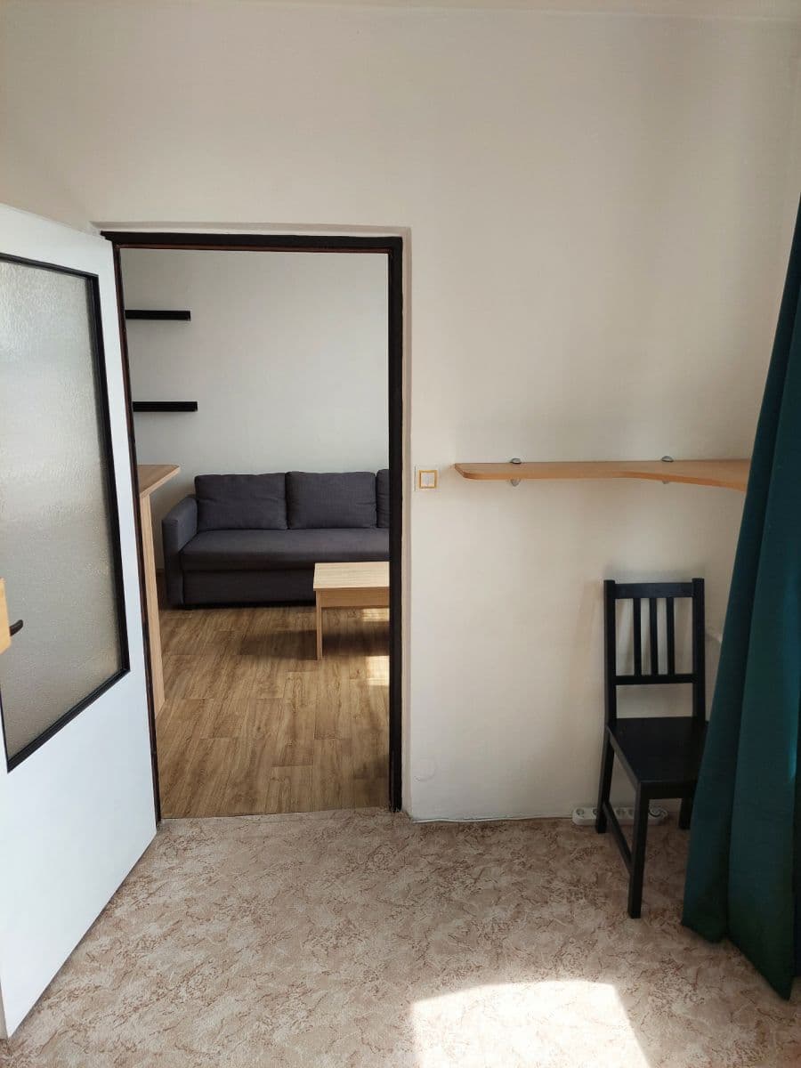 Prenájom bytu 2-izbový 36 m², Srbská, Brno, Jihomoravský kraj Prenájom bytu 2-izbový 36 m², Srbská, Brno, Jihomoravský kraj