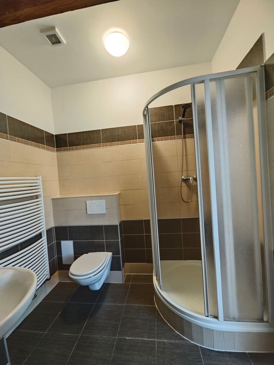 Predaj bytu 1-izbový 32 m², V Okruží, Praha, Praha Predaj bytu 1-izbový 32 m², V Okruží, Praha, Praha