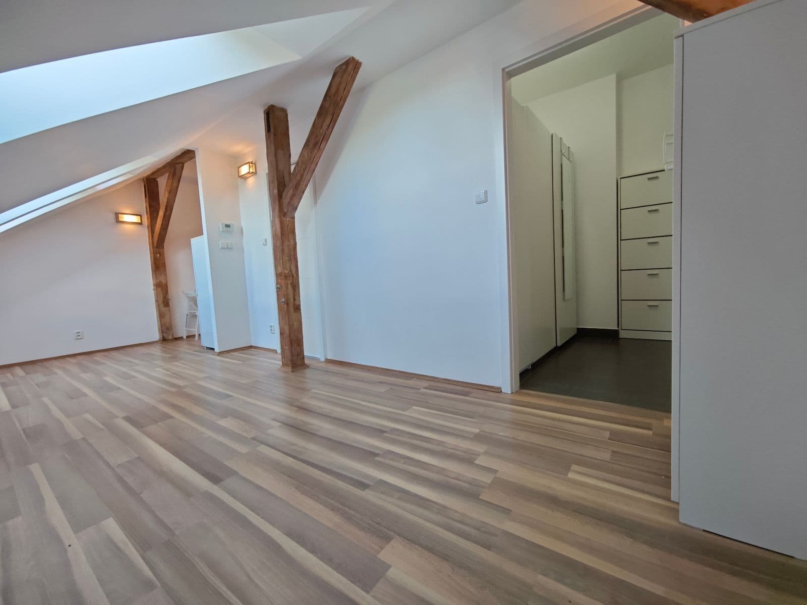 Predaj bytu 1-izbový 32 m², V Okruží, Praha, Praha Predaj bytu 1-izbový 32 m², V Okruží, Praha, Praha