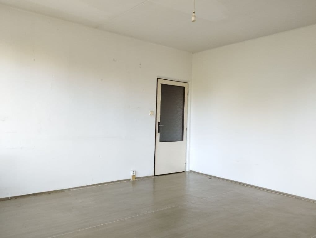 Prenájom bytu 3-izbový 82 m², Sokolovská, Plzeň, Plzeňský kraj Prenájom bytu 3-izbový 82 m², Sokolovská, Plzeň, Plzeňský kraj