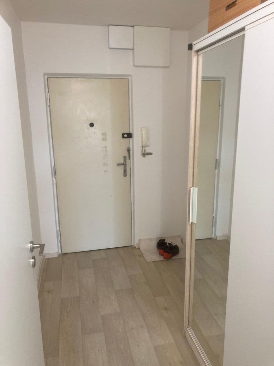 Prenájom bytu 1-izbový 28 m², Oblouková, Děčín, Ústecký kraj Prenájom bytu 1-izbový 28 m², Oblouková, Děčín, Ústecký kraj