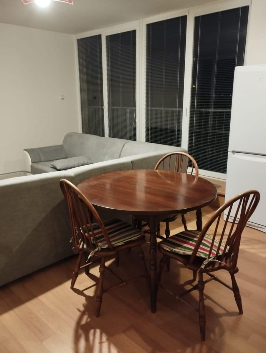 Prenájom bytu 2-izbový 65 m², Pod Formankou, Praha, Praha Prenájom bytu 2-izbový 65 m², Pod Formankou, Praha, Praha