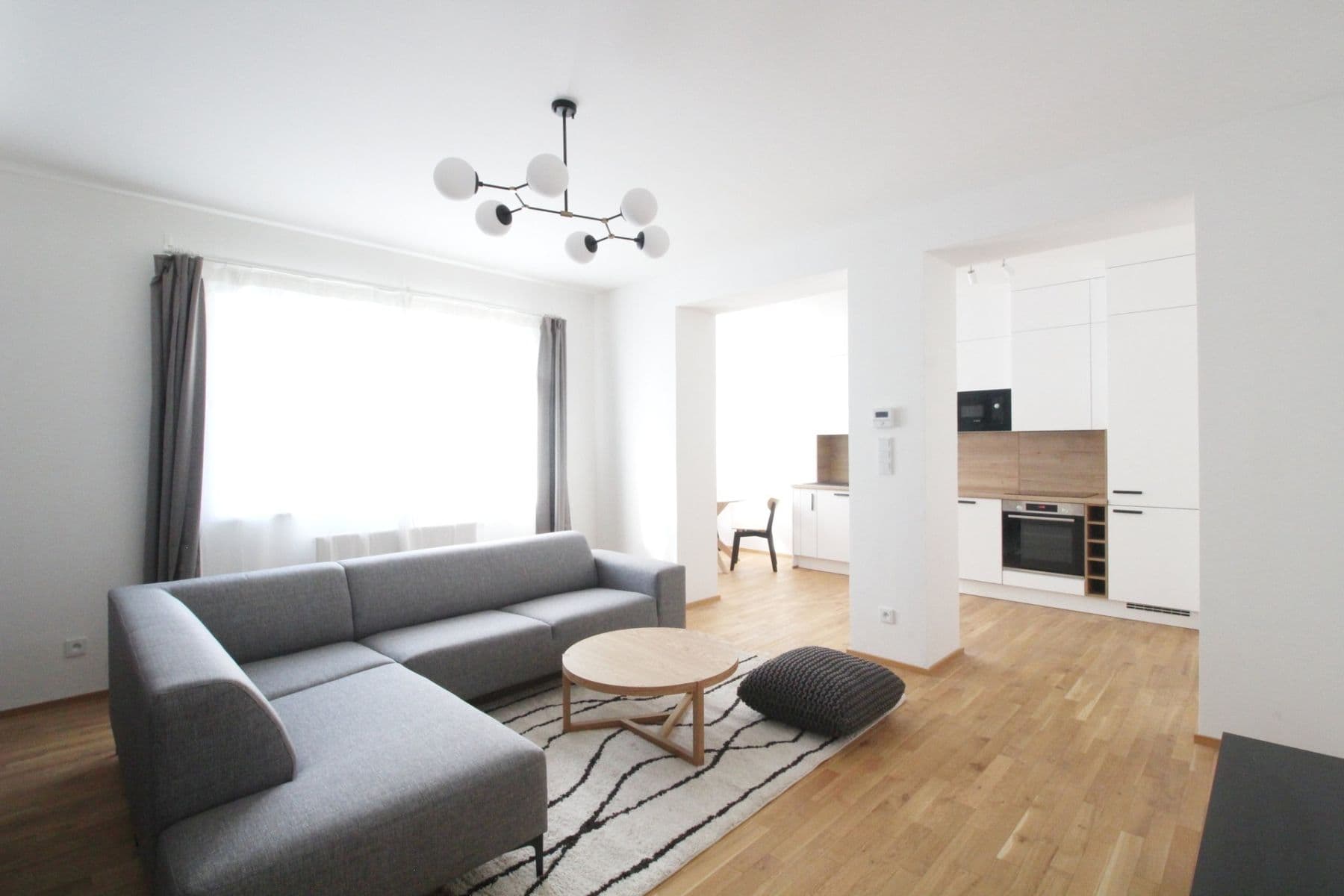 Prenájom bytu 3-izbový 83 m², Nad Rokoskou, Praha, Praha Prenájom bytu 3-izbový 83 m², Nad Rokoskou, Praha, Praha