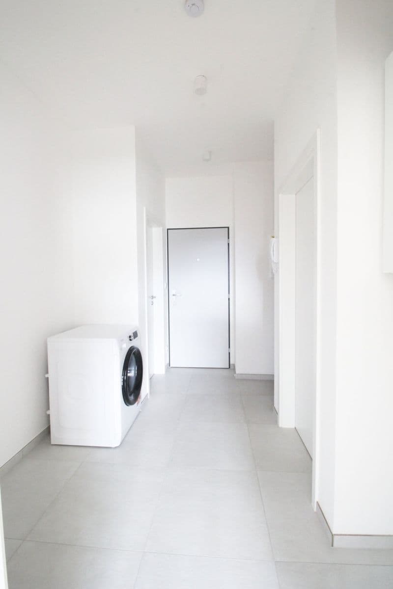 Prenájom bytu 3-izbový 83 m², Nad Rokoskou, Praha, Praha Prenájom bytu 3-izbový 83 m², Nad Rokoskou, Praha, Praha