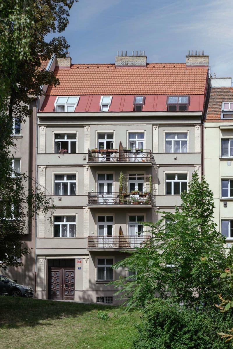 Prenájom bytu Garsoniéra 30 m², Jaurisova, Praha, Praha Prenájom bytu Garsoniéra 30 m², Jaurisova, Praha, Praha