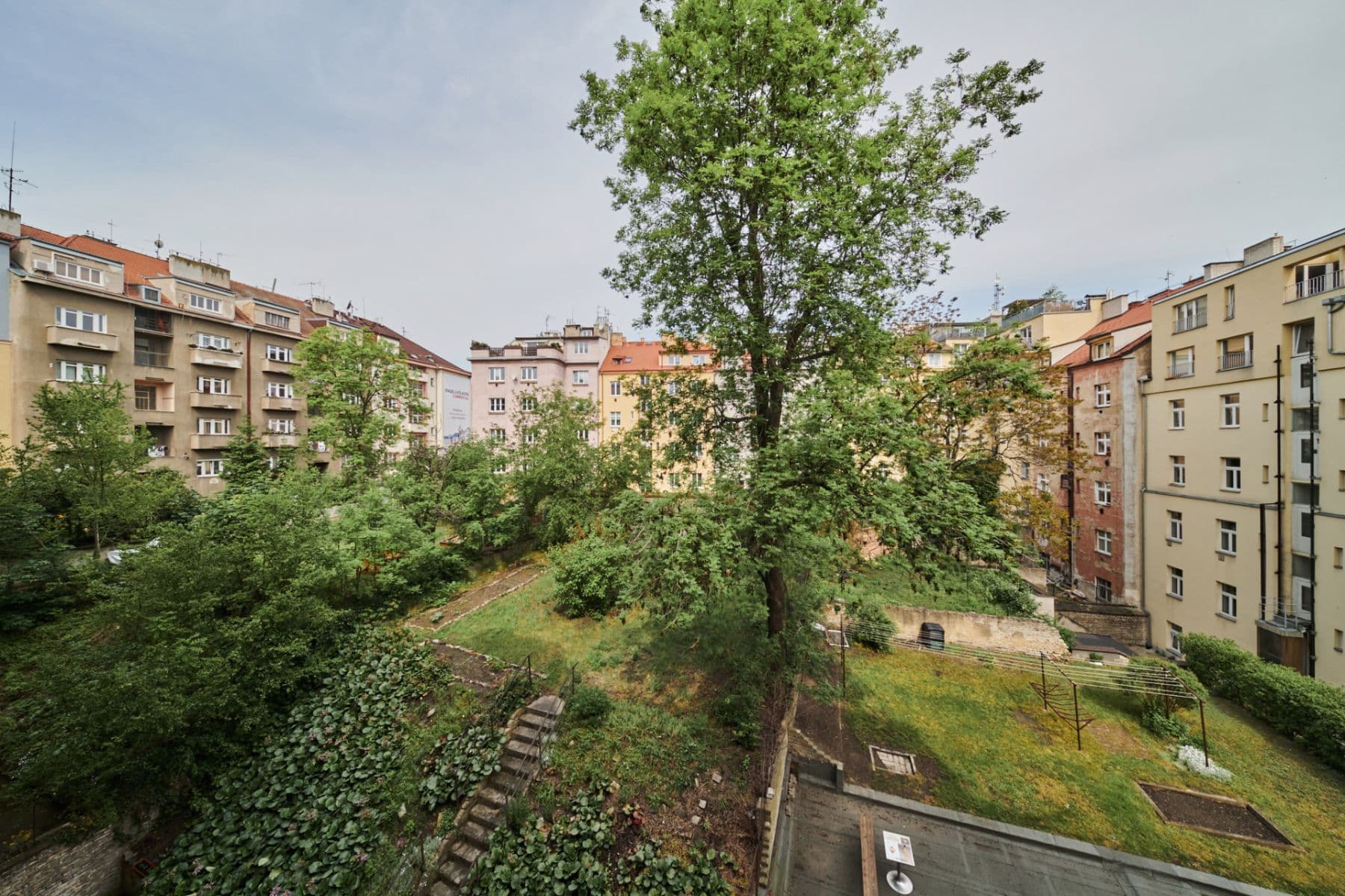 Prenájom bytu Garsoniéra 30 m², Jaurisova, Praha, Praha Prenájom bytu Garsoniéra 30 m², Jaurisova, Praha, Praha