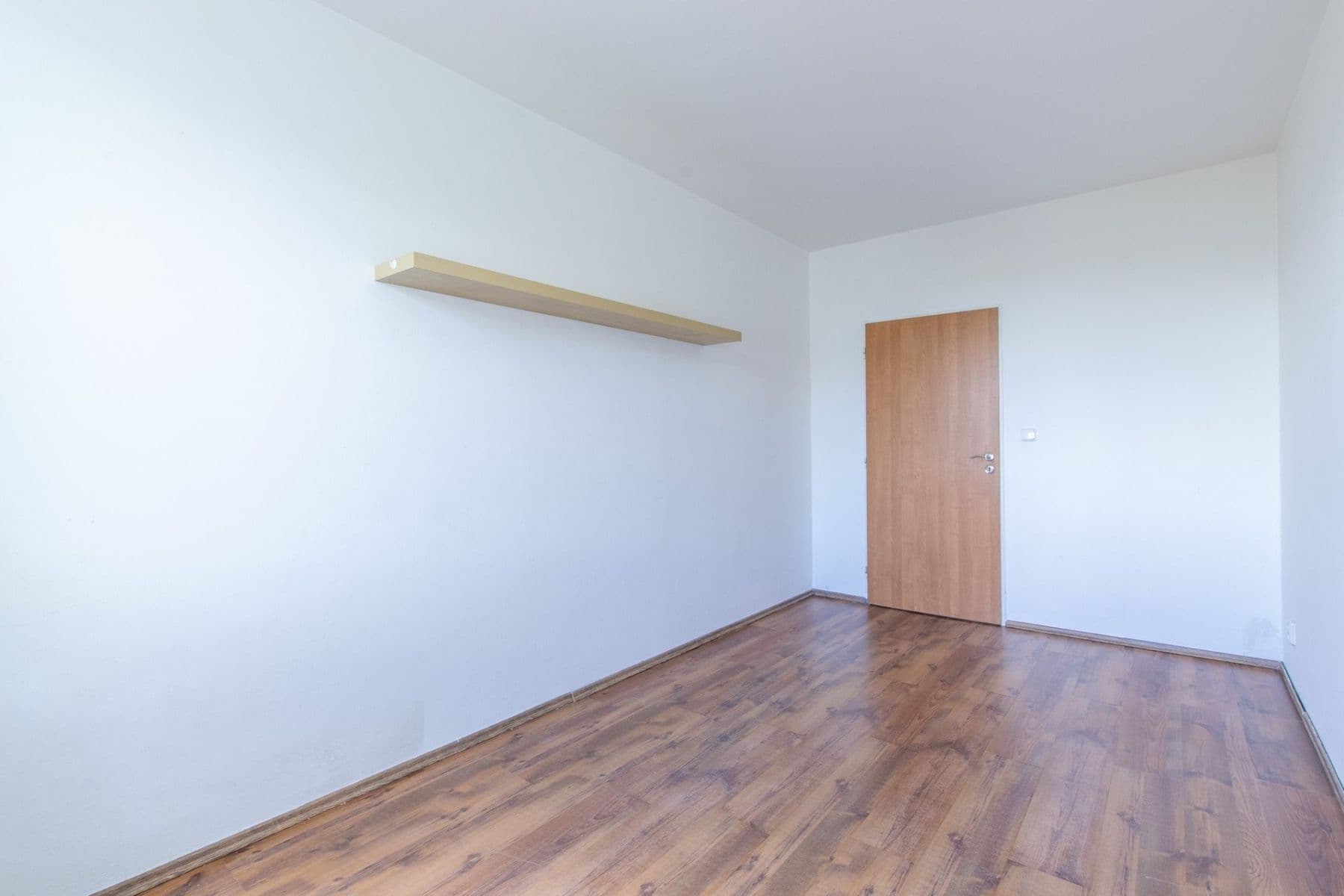 Prenájom bytu 3-izbový 73 m², Leopoldova, Praha, Praha Prenájom bytu 3-izbový 73 m², Leopoldova, Praha, Praha