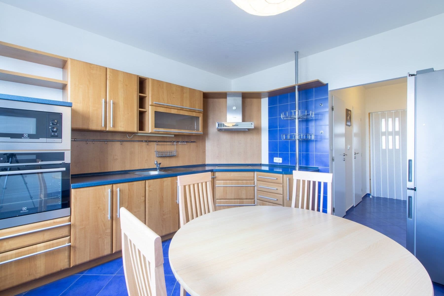 Prenájom bytu 3-izbový 73 m², Leopoldova, Praha, Praha Prenájom bytu 3-izbový 73 m², Leopoldova, Praha, Praha