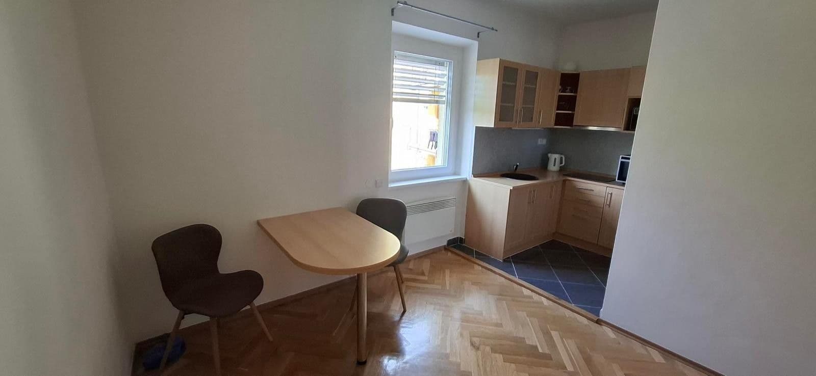 Prenájom bytu 2-izbový 48 m², Renneská třída, Brno, Jihomoravský kraj Prenájom bytu 2-izbový 48 m², Renneská třída, Brno, Jihomoravský kraj