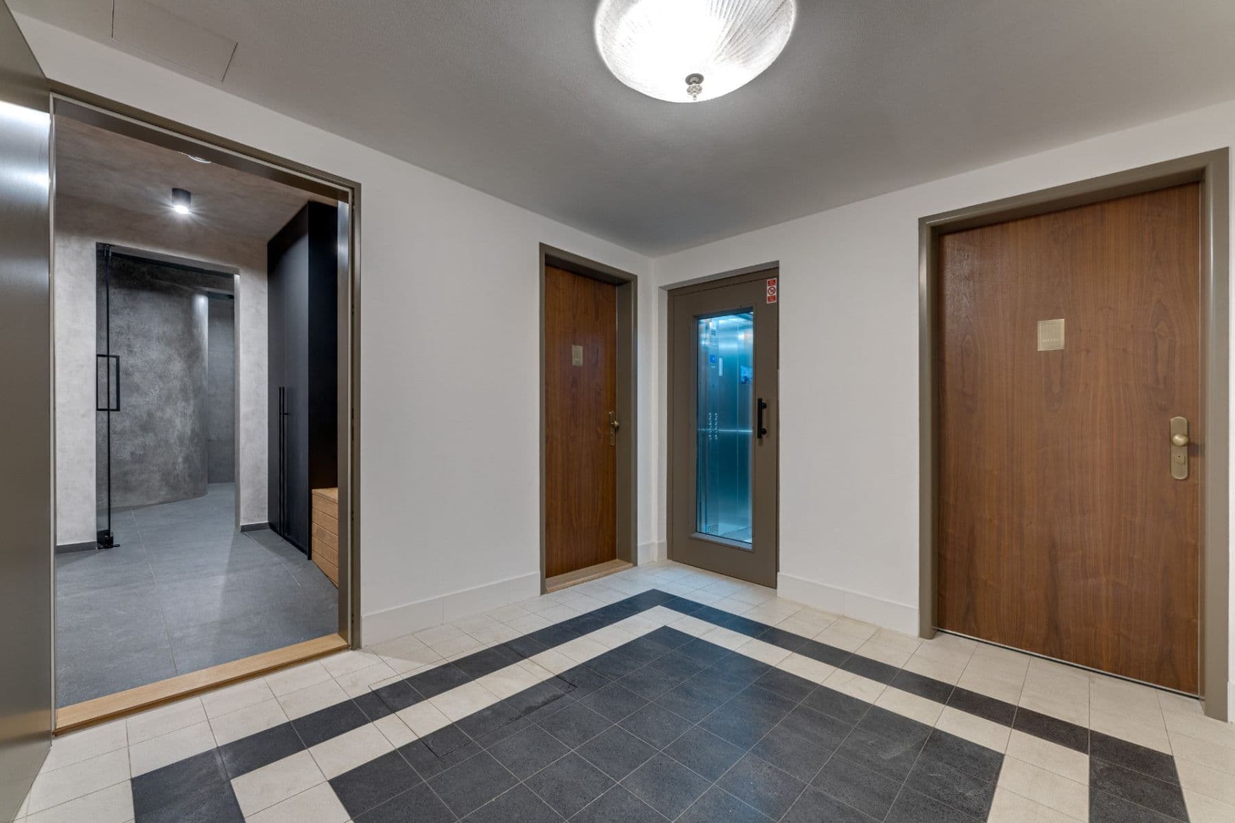 Predaj bytu 3-izbový 81 m², Vinohradská, Praha, Praha Predaj bytu 3-izbový 81 m², Vinohradská, Praha, Praha