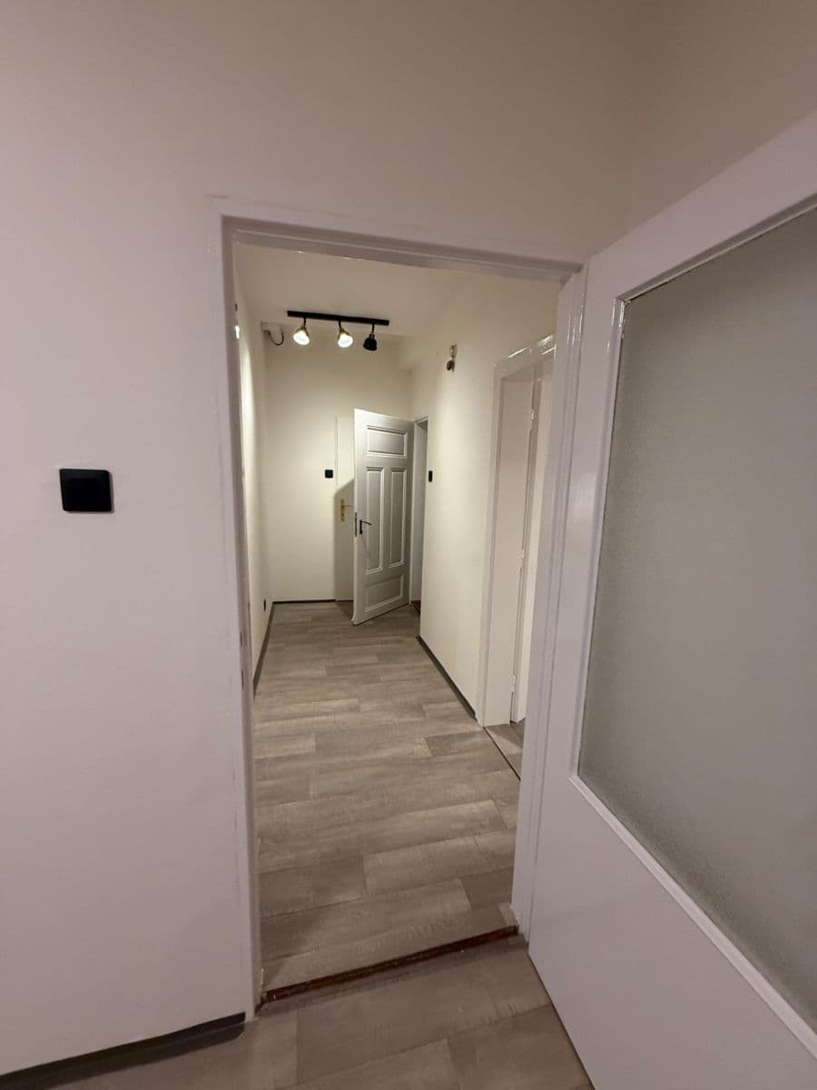 Prenájom bytu 2-izbový 64 m², Veslařská, Brno, Jihomoravský kraj Prenájom bytu 2-izbový 64 m², Veslařská, Brno, Jihomoravský kraj