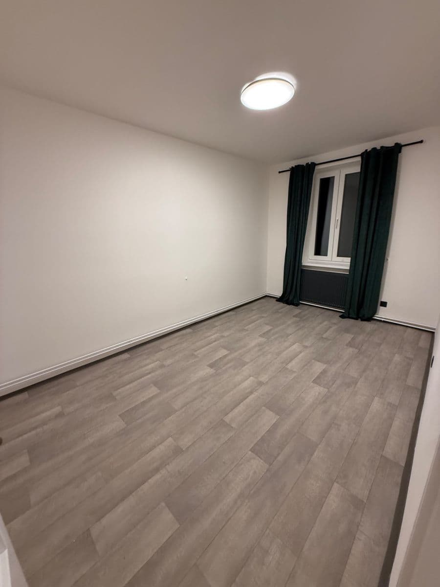Prenájom bytu 2-izbový 64 m², Veslařská, Brno, Jihomoravský kraj Prenájom bytu 2-izbový 64 m², Veslařská, Brno, Jihomoravský kraj