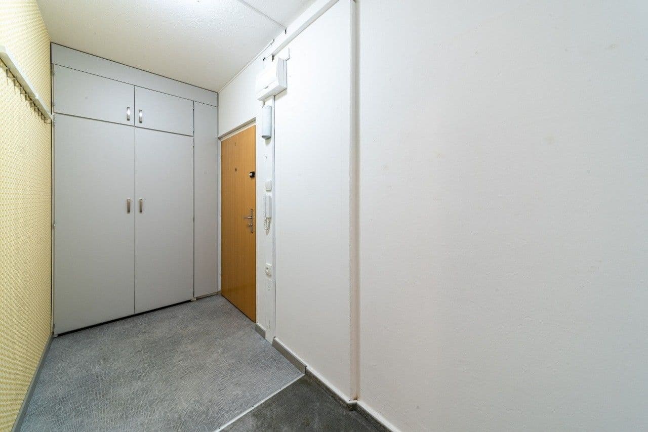 Prenájom bytu 3-izbový 15 m², Borského, Praha, Praha Prenájom bytu 3-izbový 15 m², Borského, Praha, Praha
