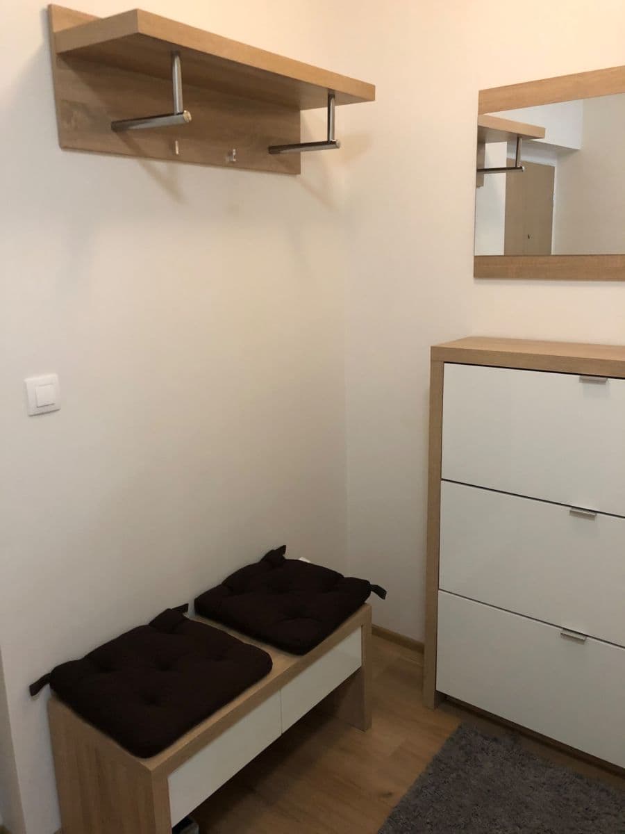 Predaj bytu 2-izbový 55 m², Zlochova, Praha, Praha Predaj bytu 2-izbový 55 m², Zlochova, Praha, Praha