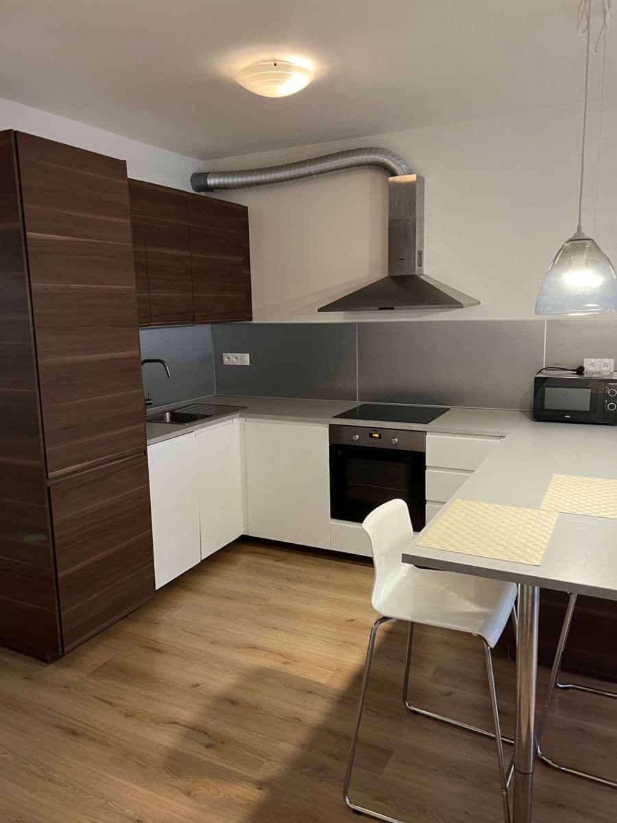 Predaj bytu 2-izbový 55 m², Zlochova, Praha, Praha Predaj bytu 2-izbový 55 m², Zlochova, Praha, Praha