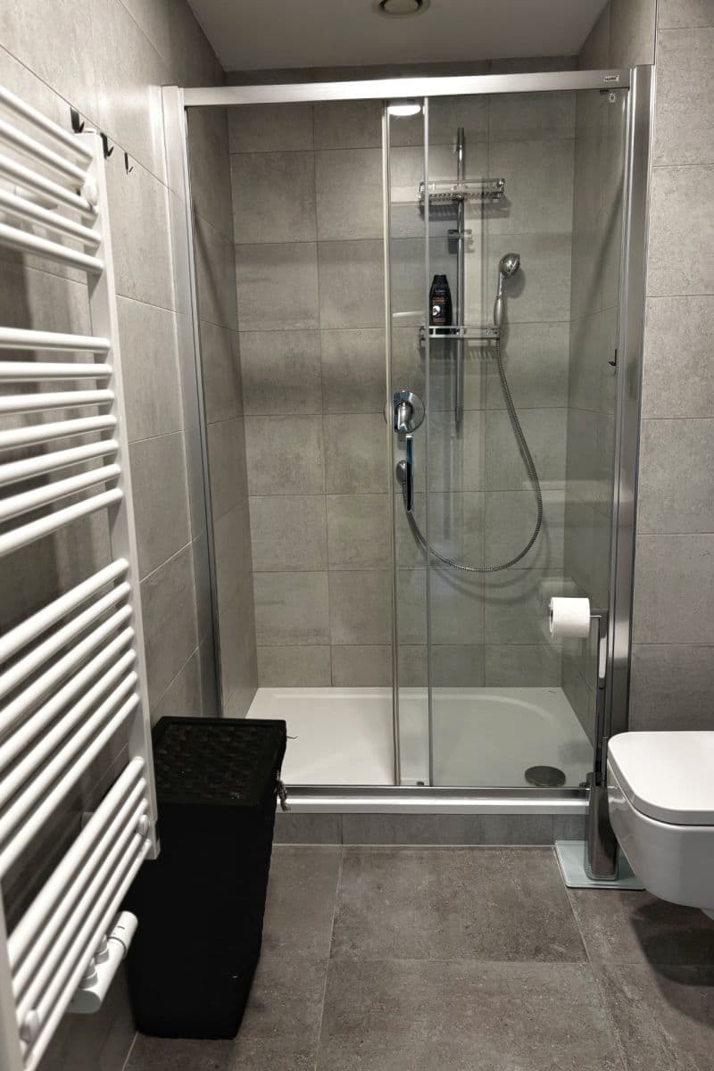Prenájom bytu 1-izbový 31 m², Naskové, Praha, Praha Prenájom bytu 1-izbový 31 m², Naskové, Praha, Praha