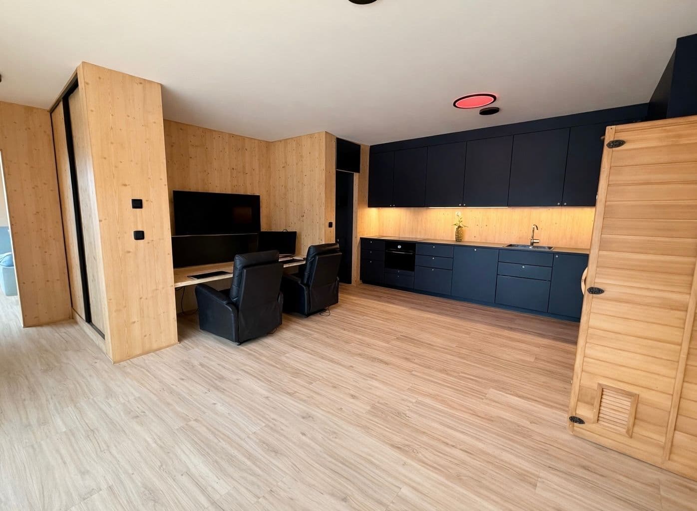Predaj domu 60 m², pozemek 1.600 m², Velatice, Jihomoravský kraj Predaj domu 60 m², pozemek 1.600 m², Velatice, Jihomoravský kraj